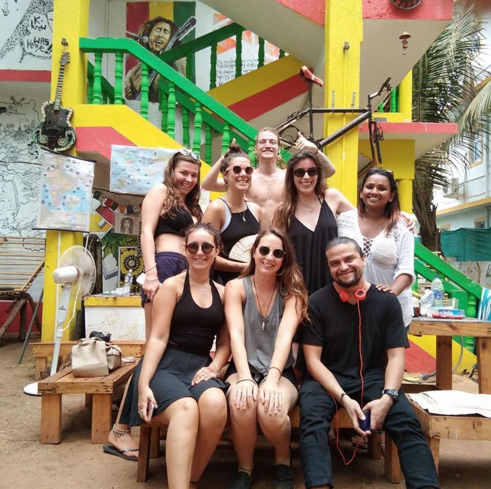 Rasta Mansion - Beach Hostel And Rooms Arambol Exterior photo