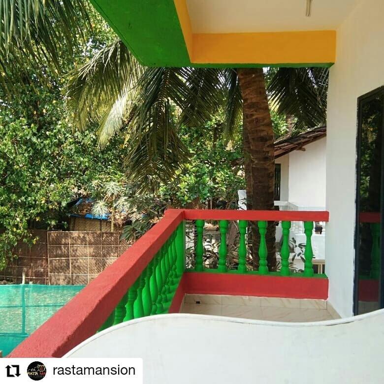 Rasta Mansion - Beach Hostel And Rooms Arambol Exterior photo