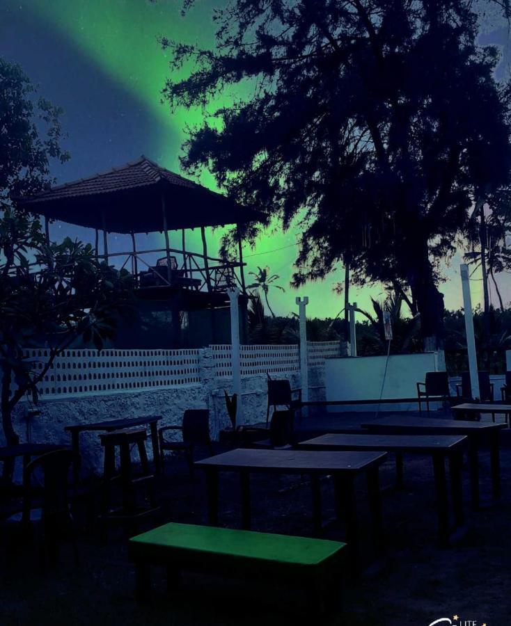 Rasta Mansion - Beach Hostel And Rooms Arambol Exterior photo